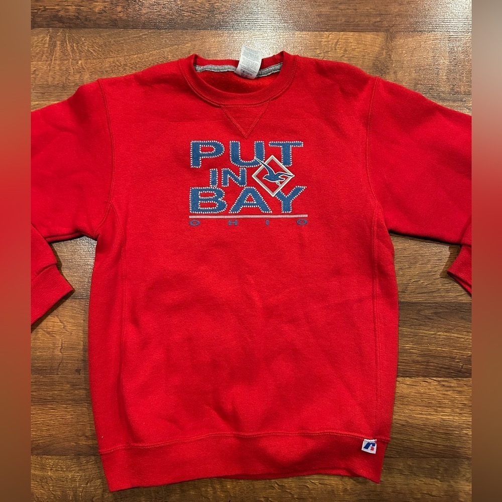 Vintage 1990’s Russell Put In Bay Ohio Crew Neck Red Youth Size Large Sweatshirt